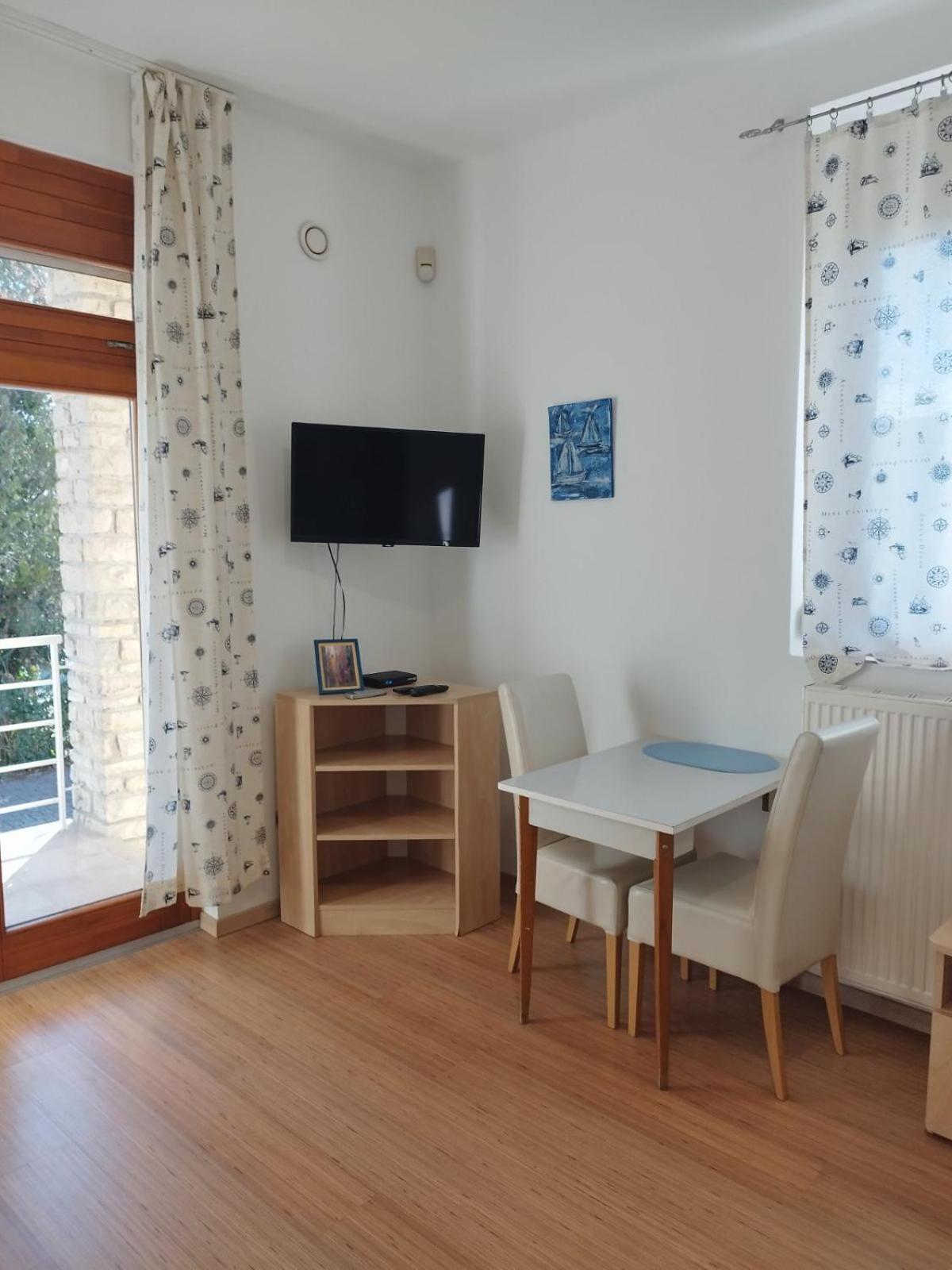 באלאטונפורד Apartman Vitorlas Vendeghaz מראה חיצוני תמונה